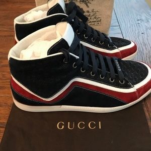 Authentic GUCCI Zig Zag sneakers women's 9.5